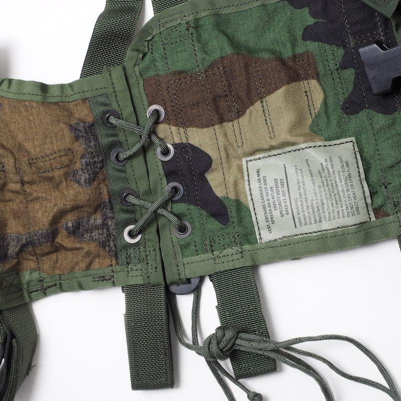 US（米軍放出品）40mmグレネードキャリアベスト Woodland : キャプテン