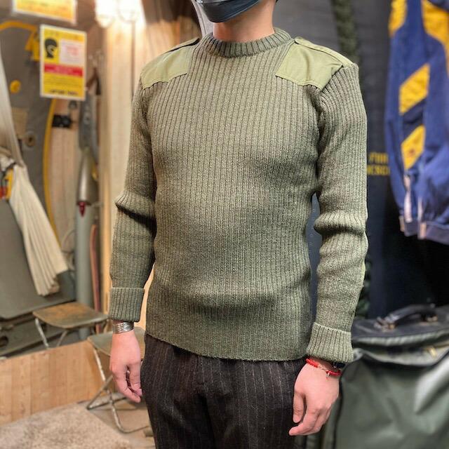 KEMPTON（ケンプトン）Woolly Pully クルーネックセーター [ブラック
