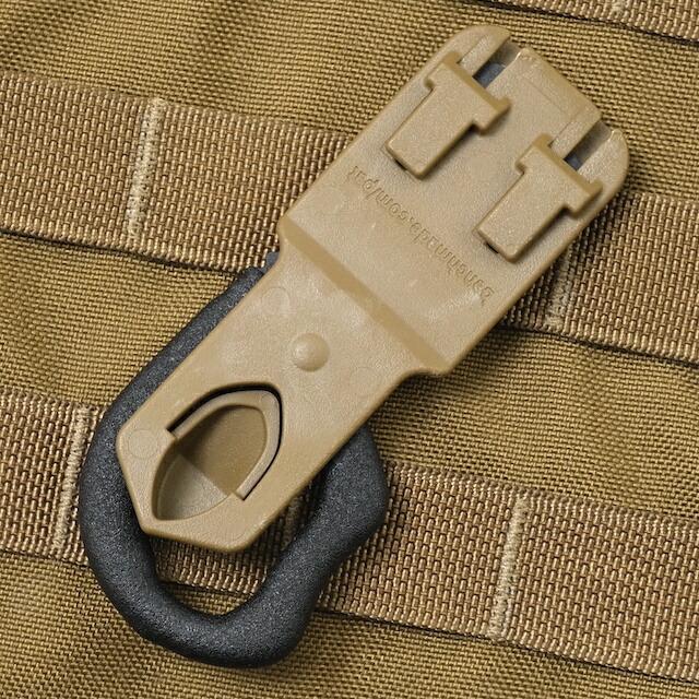 US（米軍放出品）BENCHMADE  ストラップカッター [Coyote][7 HOOK PERSONAL SAFETY CUTTERS] |  | 06