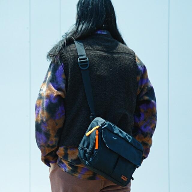 MYSTERY RANCH（ミステリーランチ） District 8 Black [ディストリクト