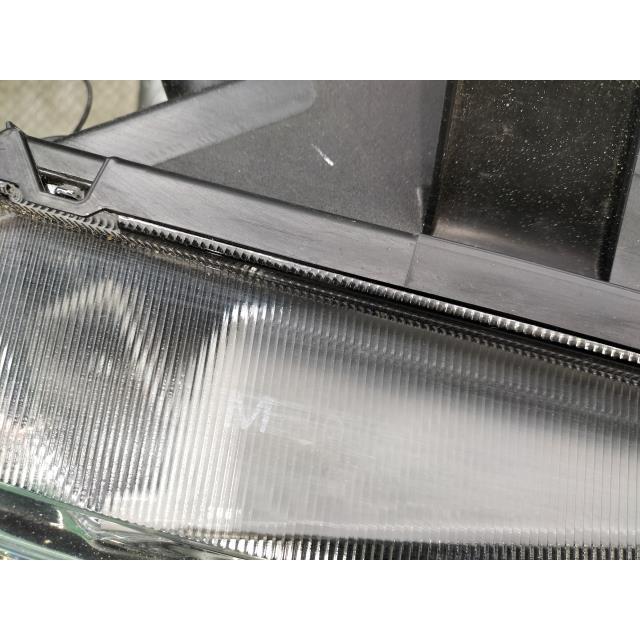 マツダ・デミオヘッドライト左右 マツダ 純正 デミオ 《 DEJFS 》 左ヘッドライト D08A-51-041C