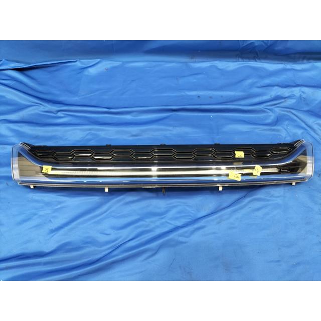 ソリオ DAA-MA46S ラジエータグリル バンディットHV SV ZVR 72110