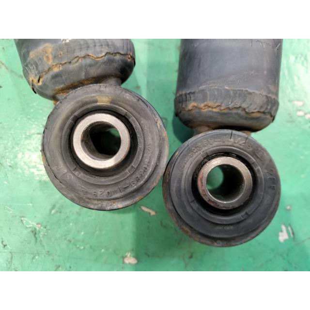 センチュリー GZG50 純正エアサス 4本 センチュリー GZG50 純正エアサス 4本 - メルカリ