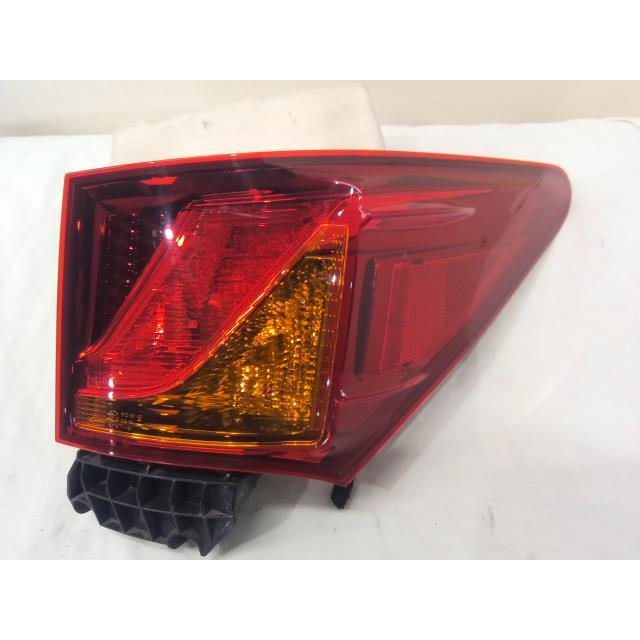レクサス（LEXUS） GS DAA-AWL10 右テールランプ GS300H バージョンL