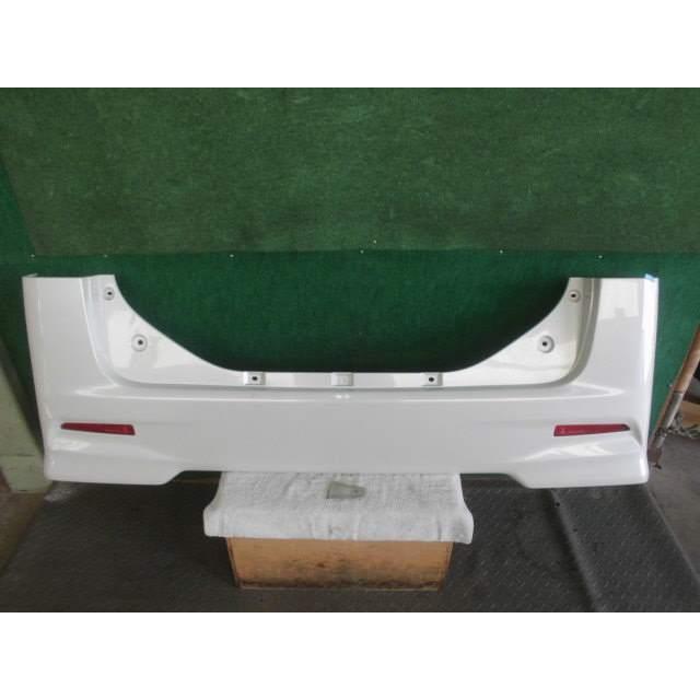 タントLA600前期リアバンパー タント DBA-LA600S リアバンパーASSY W24 021122 -M : くるまの