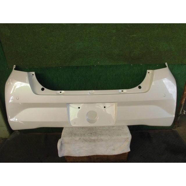 ミラ（ダイハツ） ミライース DBA-LA350S リアバンパーASSY W24 023220