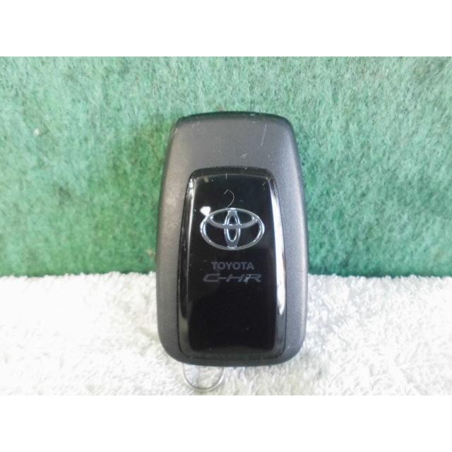 C-HR C−HR DBA-NGX50 キーレスリモコン 070 023422 -c : くるまの