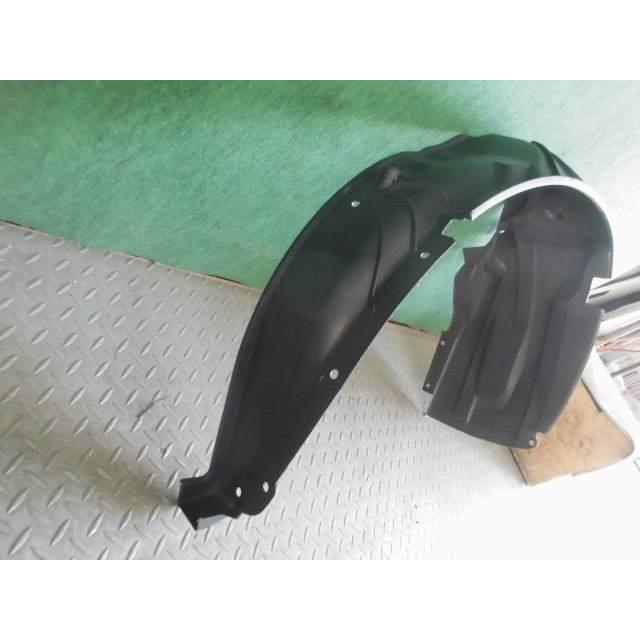 アルト DBA-HA36S 右フェンダーライナー ZVR 104406 : くるまの