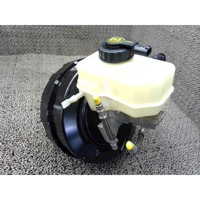 2011021・BMW E90 3シリーズ VA20 320I EUR 右ハンドル 【ブレーキブースター】 シリンダー付 (88263667