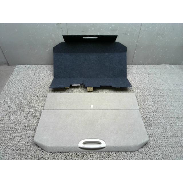 ノート 2101181・ノート E11 日産 15X 63673？ KAS 【リアボード