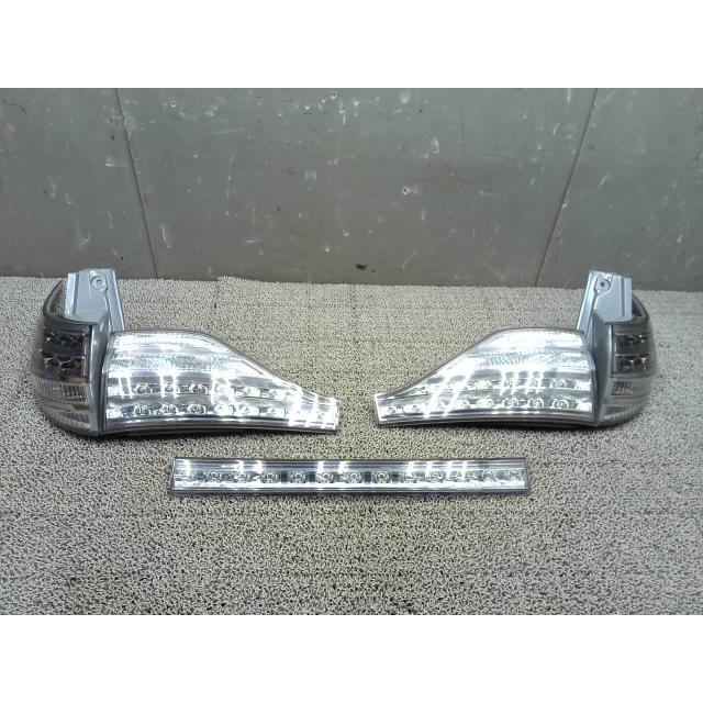 ５０　エスティマ　アエラス　３型　純正　クリアテールライトセット 50エスティマアエラス3型純正クリアテールライトセット