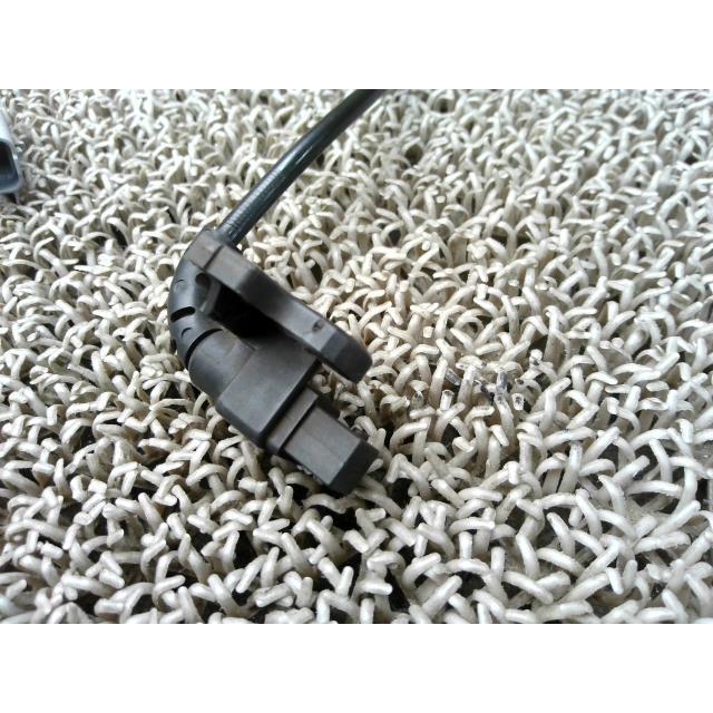 2105251・プジョー 3008 プレミアム T85F02 ターボ 5F02 【リア右ABS