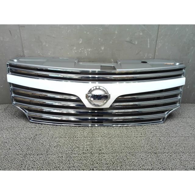 2111271・エルグランド E52 日産 ハイウェイスター QAB パール色