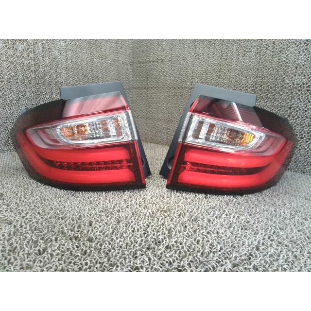 2209261 オデッセイ RC1 【テール ライト】 ブレーキランプ 純正 LED