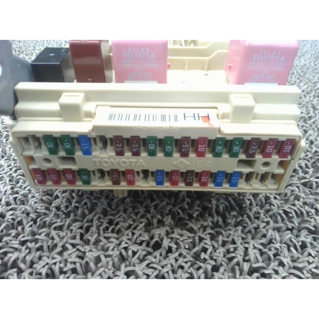 アルファード 2402211 4902・アルファード 10 ANH10W 2AZFE