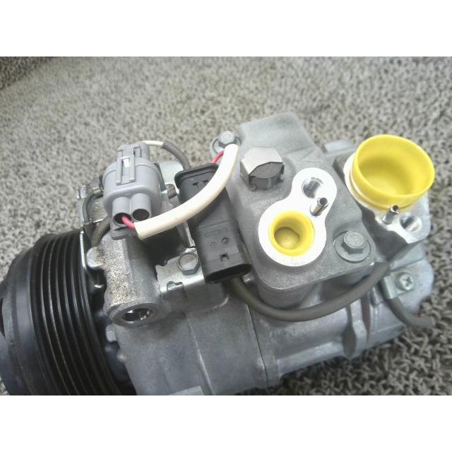 スカイライン（日産） 2405021 4945・スカイライン V37 YV37