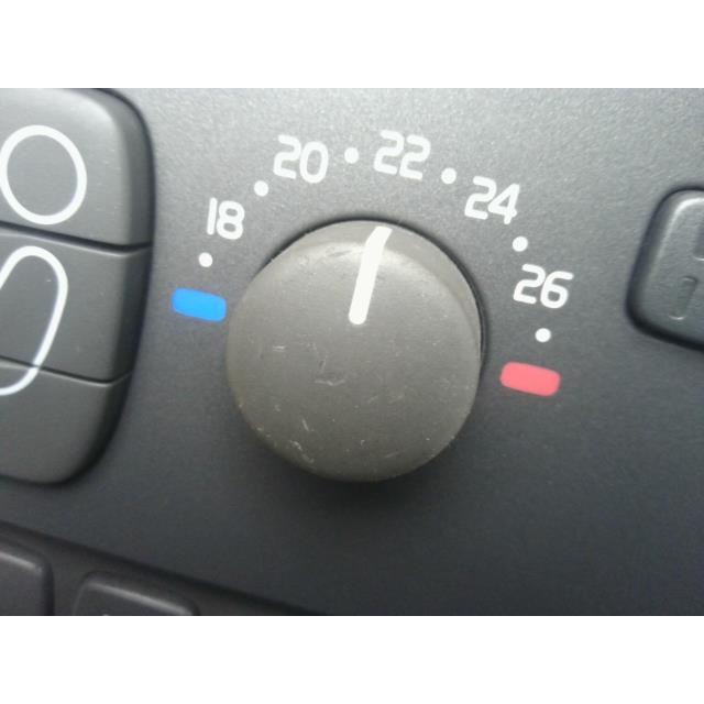 中古 旧車 希少 VOLVO ボルボ V70/エアコン/スイッチ/AC操作/ 中古 旧車 希少 VOLVO ボルボ V70/エアコン/スイッチ/AC操作