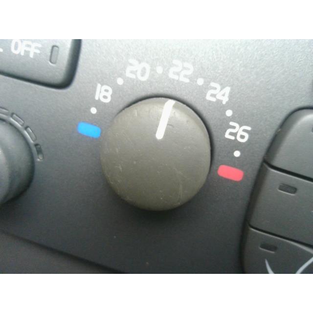 2408201 4989・ボルボ 70 SB5244W V70 B5244 【エアコンスイッチ