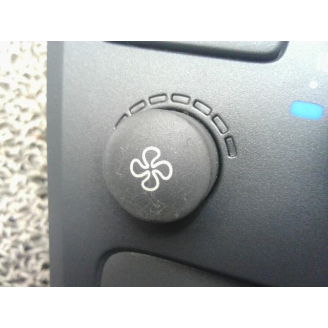 中古 旧車 希少 VOLVO ボルボ V70/エアコン/スイッチ/AC操作/ 2408201 4989・ボルボ 70 SB5244W V70 B5244 【エアコンスイッチ