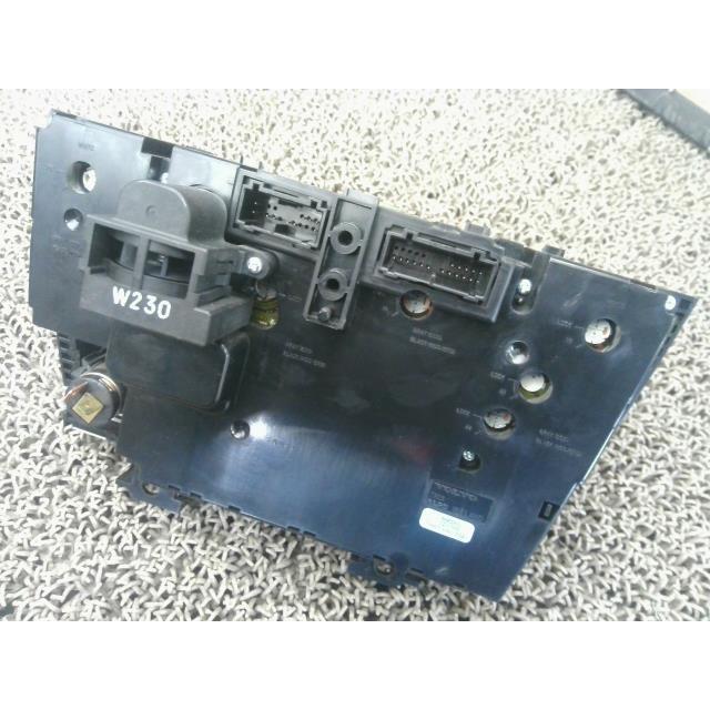 2408201 4989・ボルボ 70 SB5244W V70 B5244 【エアコンスイッチ 2408201 4989・ボルボ 70 SB5244W V70 B5244 【エアコンスイッチ