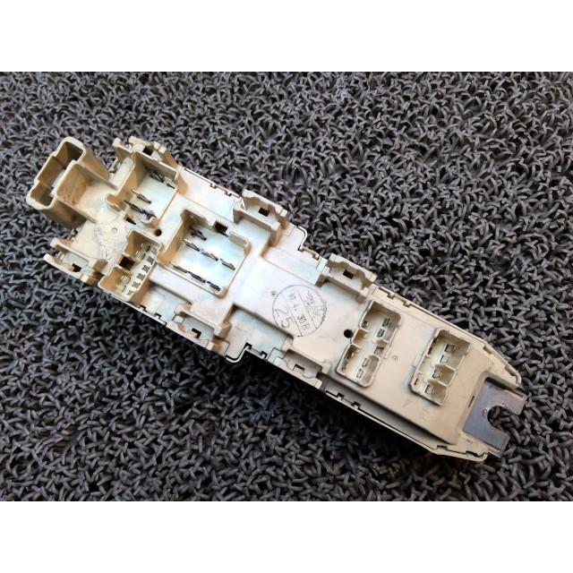 クラウン 2511061 5165・クラウン GS120 120系 1GEU A42DL 【運転席足元 ヒューズボックス 室内用】 検査済み ...