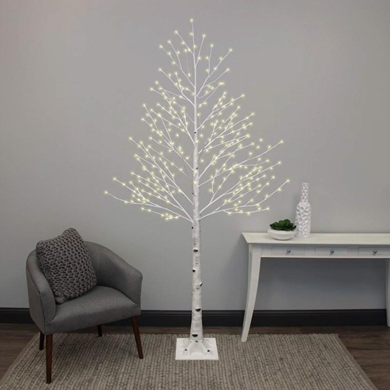 期間限定送料無料 シラカバの木 クリスマスツリー 高さ約2 1m 21年ver 287 コストコ Costco Faux Birch Twig Tree Led ブランチツリー 装飾電球 飾り 北欧 屋内 屋外 室内 クリスマスライト Michiganestateplanning Com