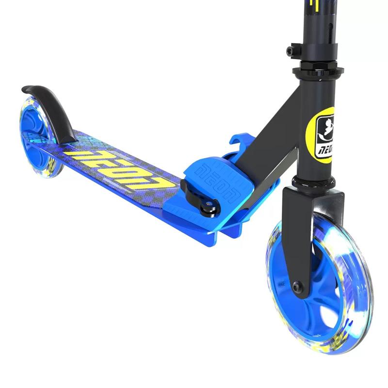 NEON SIGN（ネオンサイン） タイヤが光る キックボード NEON ネオン