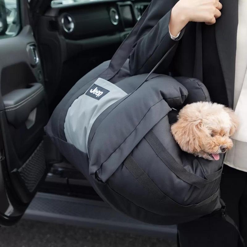 【新品未開封】JEEP（ジープ） ドライブペットベッド グレー 楽天市場】ジープ Jeep ドライブベッド 犬 犬用 キャリー 安全 洗える