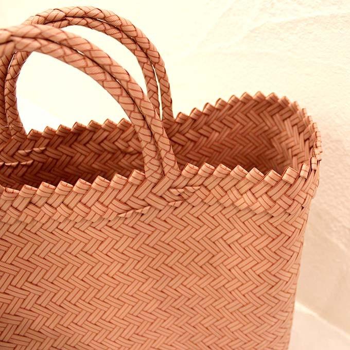 カゴバッグ エコバッグ パサールバッグ 買い物かご ピンク Mサイズ プラスチック製 大容量 軽い 大きい バリ島 Bag1 03 アジアン雑貨 家具のカランカラン 通販 Yahoo ショッピング