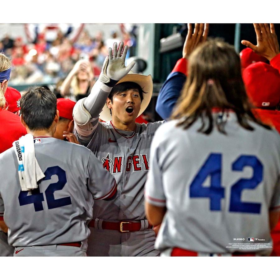 大谷翔平 カウボーイハット ハイファイブ 8x10 フォト ロサンゼルス 
