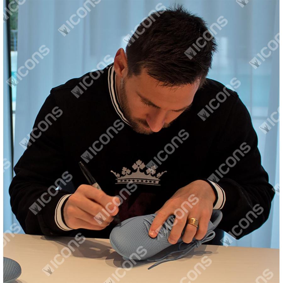 リオネル メッシ 直筆サイン入りスパイク Lionel Messi Official Signed Blue Adidas Nemeziz Messi 18 1 Boot Mem Sci Lme96 カードファナティック 通販 Yahoo ショッピング