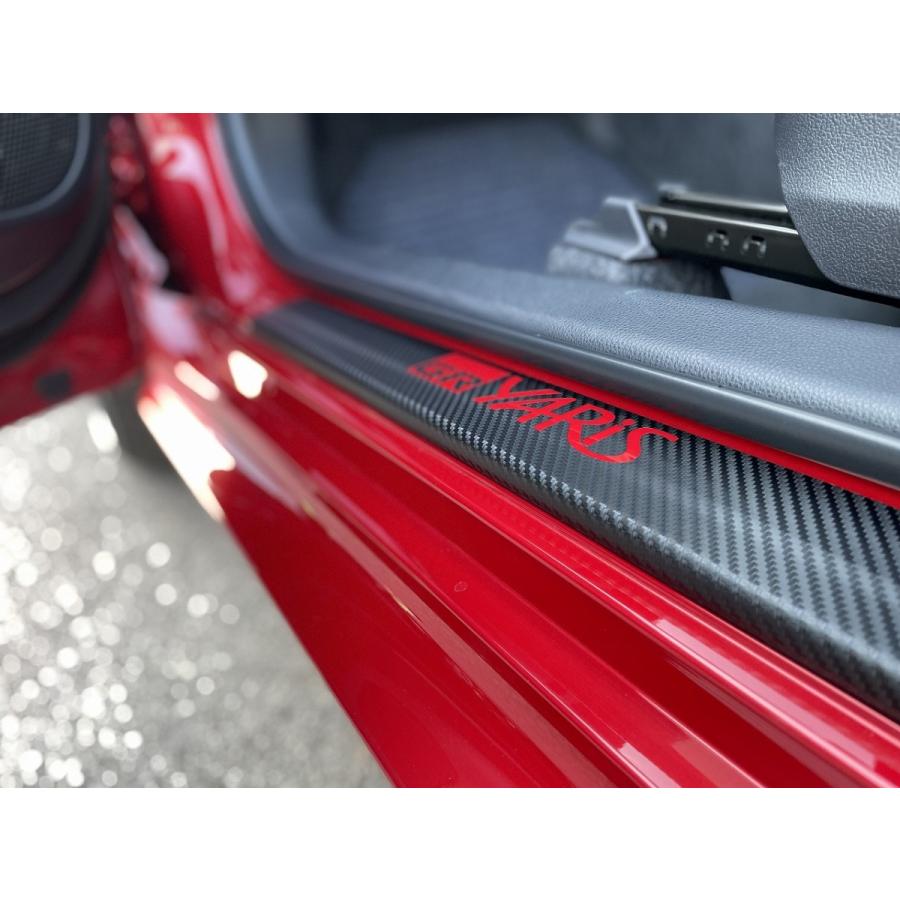 GRヤリス ステップガード 傷防止 カーボンシート 左右２枚セット 車種専用カット済 3Dカーボン ６Dカーボン |  | 02