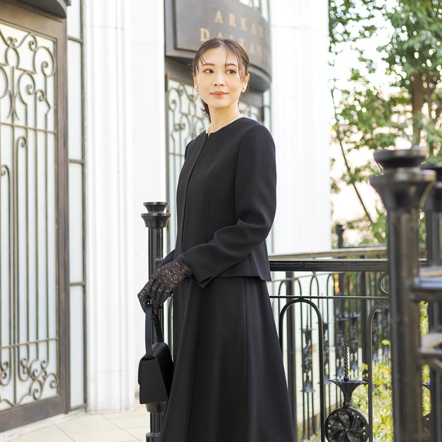 CARETTE 【NHK連ドラ「おむすび」着用商品】セール 喪服 CARETTE 【NHK連ドラ「おむすび」着用商品】セール 喪服