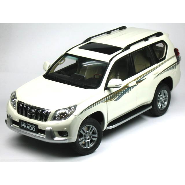 トヨタ（TOYOTA） ※箱痛み大・箱破れ大※ PAUDI 1/18 ランドクルーザー