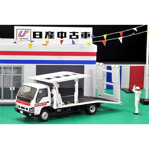 トミカラマヴィンテージ 04d 中古車店 (日産中古車) : カーホビー