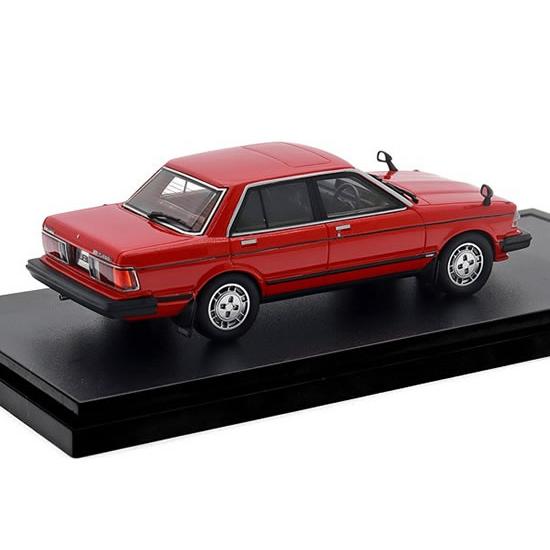 Hi-Story 1/43 日産ブルーバード SSSセダン(レッド/ブラック) インターアライド ハイストーリー 1/43 日産 ブルーバード 4ドア