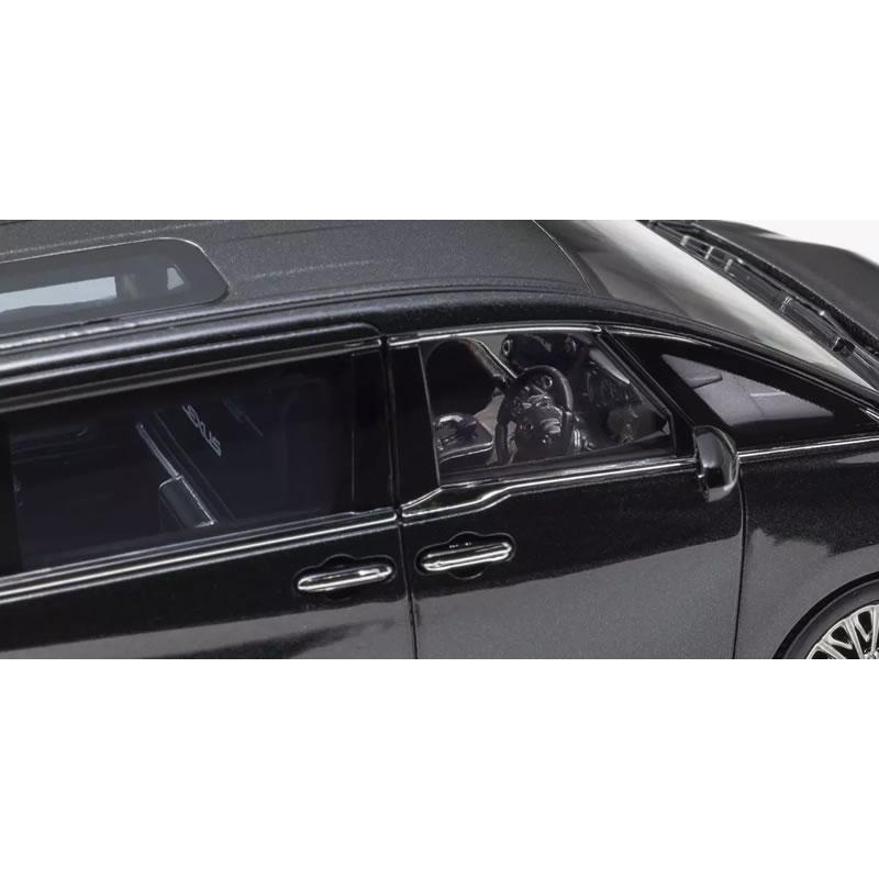 京商 1/43 レクサス LM グラファイトブラックガラスフレーク (4人乗り