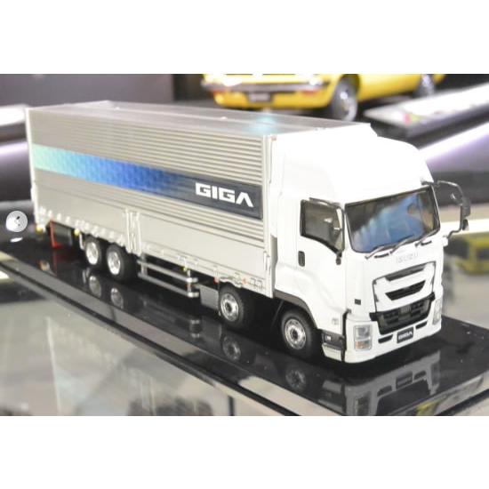 【東京モーターショー限定】 いすゞ 1/43 ISUZU GIGA 2015 東京モーターショー限定】 いすゞ 1/43 ISUZU GIGA 2015 東京モーター