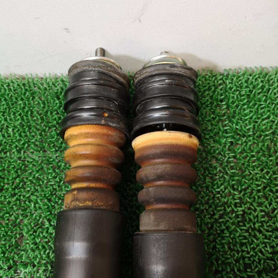 GP5【リアショックアブソーバー 左右】H26 ホンダ フィット