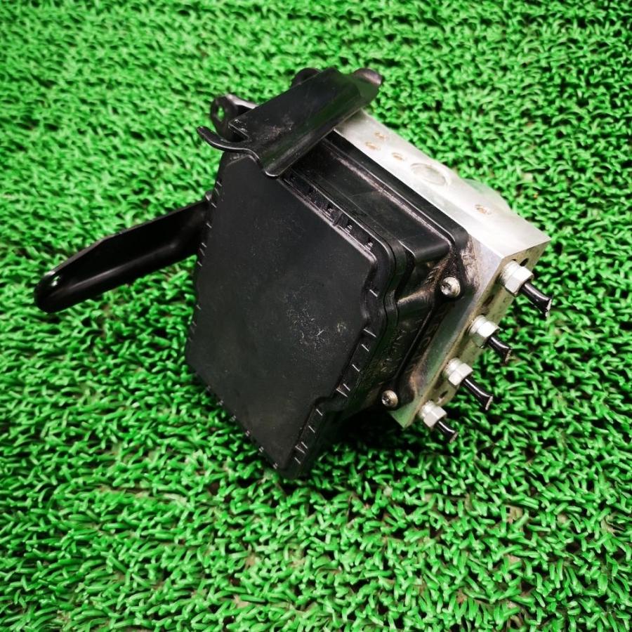 ホンダ　フィット　GP7 ABS アクチュエーター GP5【ABSアクチュエーター】H26 ホンダ フィット ハイブリッド L