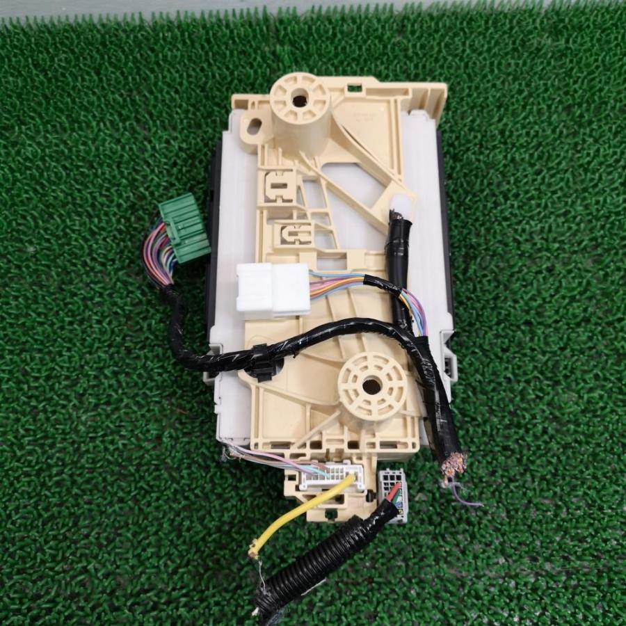 ZC83S【室内 ヒューズボックス】H31 スズキ スイフト XGリミテッド