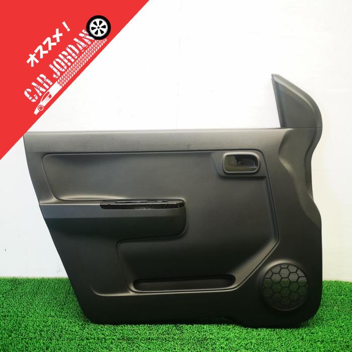 HA36S【フロントドア 内張り 左/助手席】H30 スズキ アルトワークス