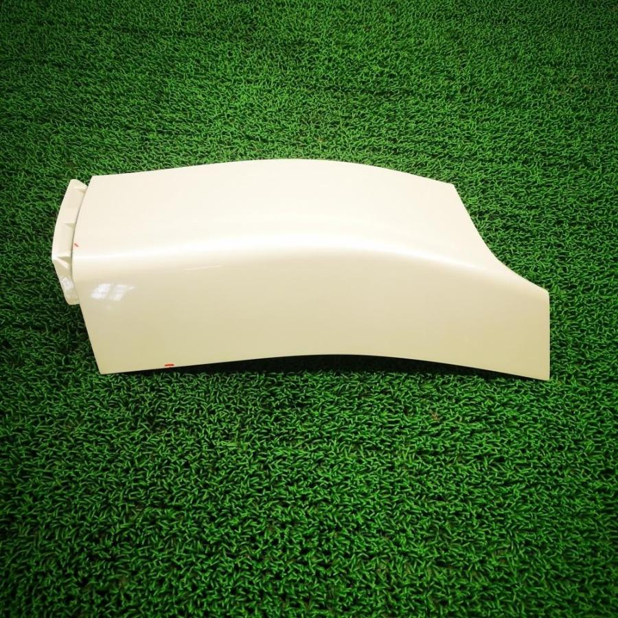 ZRR80G【リア アッパーカバー 右】H27 トヨタ ノア X Vパッケージ 070