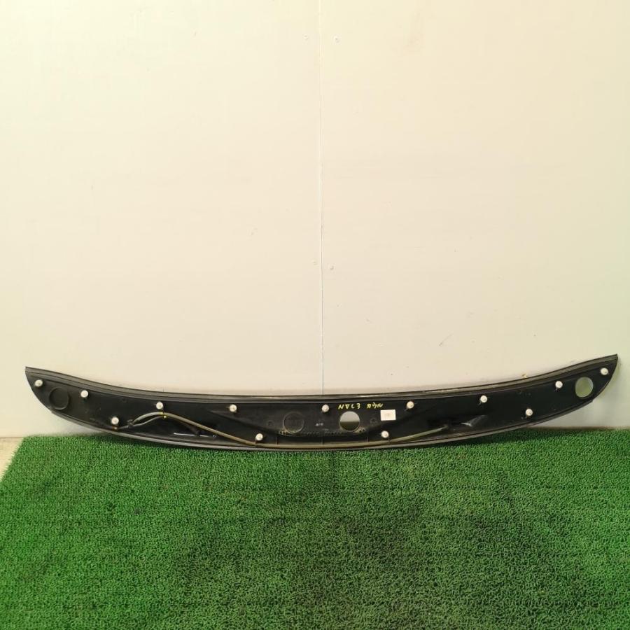 新品】日産 純正 E25 キャラバン カウルトップグリル36862-VW000 新品