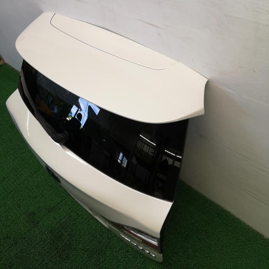 ZWA10【リアゲート バックドア】H24 レクサス CT200h Fスポーツ 内張り