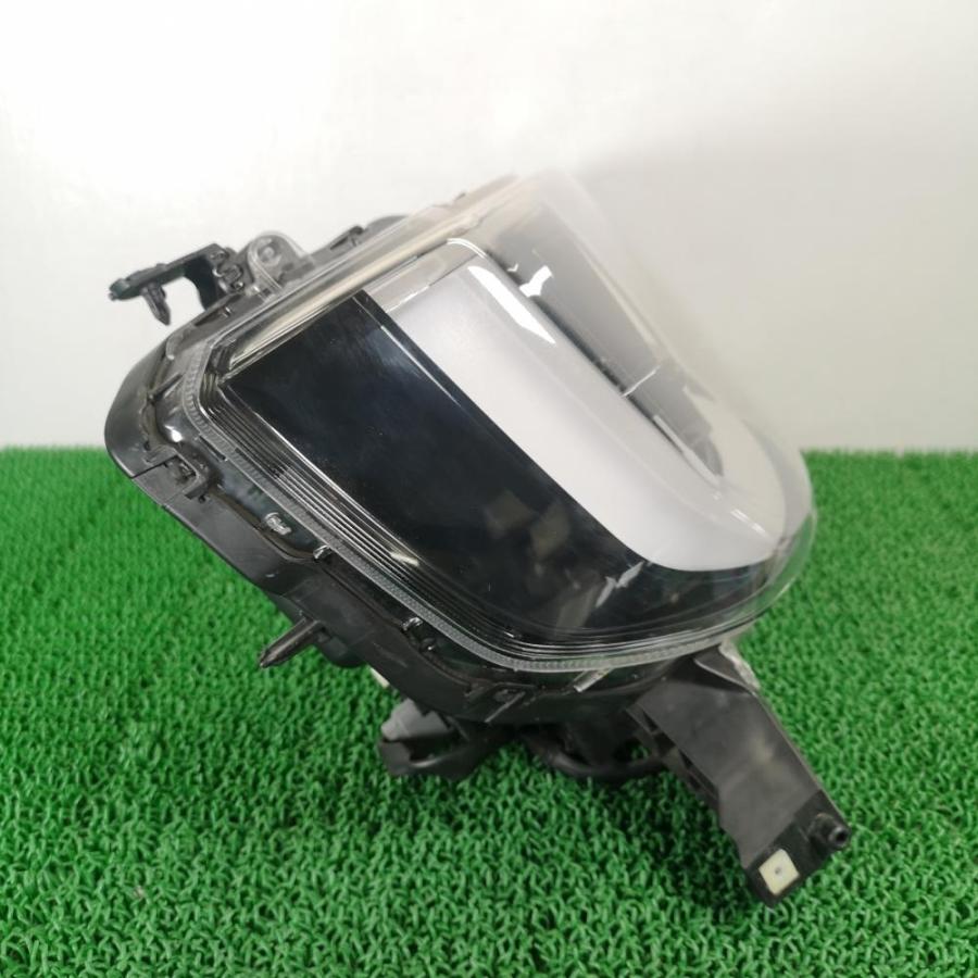 LA700S【ヘッドライト 右】H27 ダイハツ ウェイク G SA ヘッドランプ