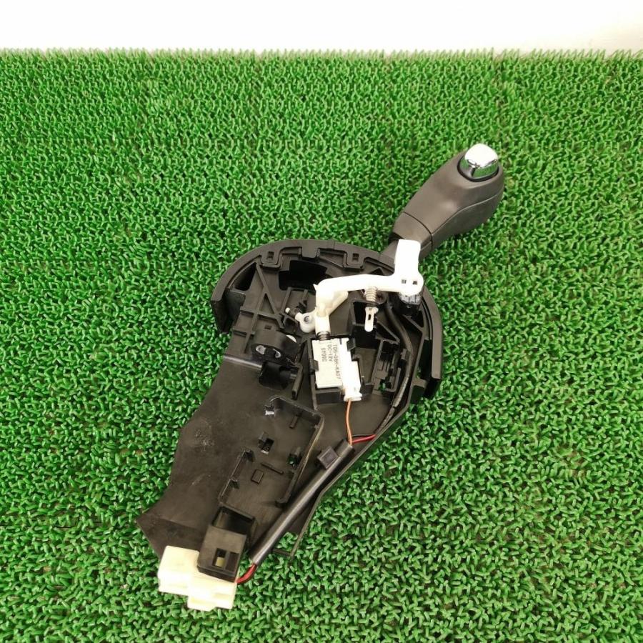 LA800S【シフトレバー】H29 ダイハツ ムーブキャンバス Gメイクアップ