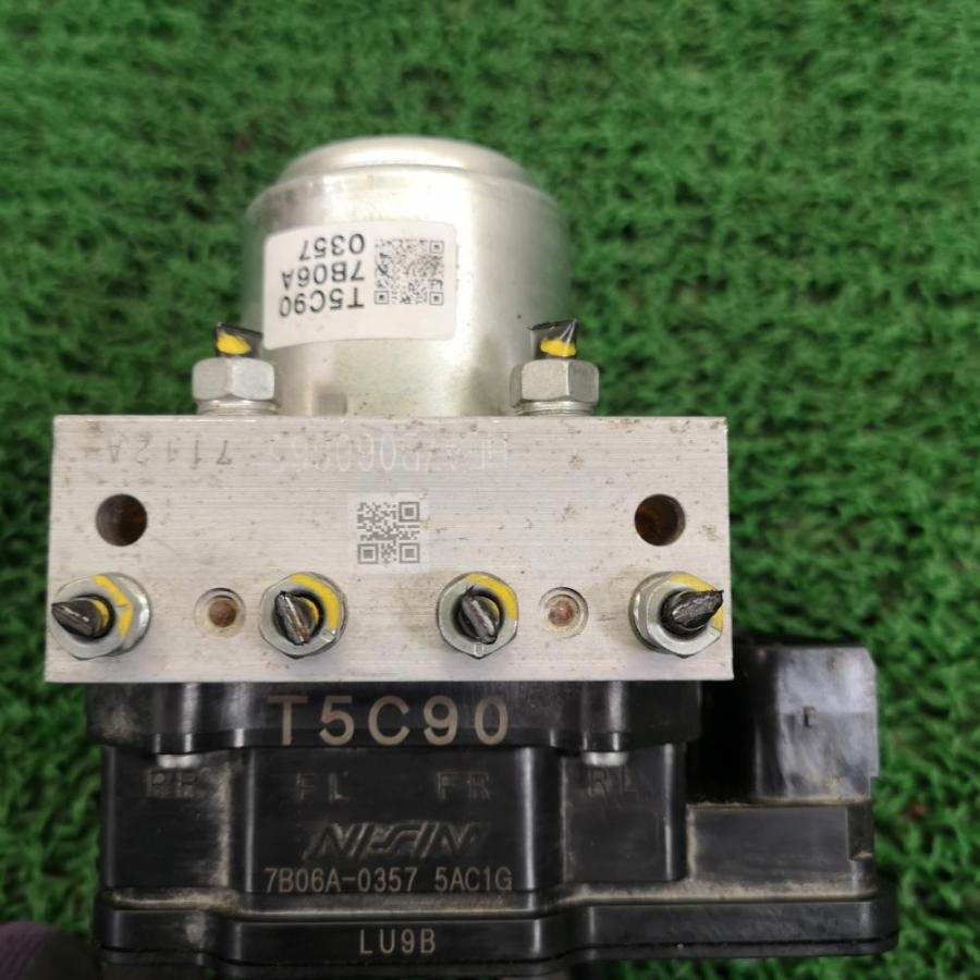 GP5【ABSアクチュエーター】H29 ホンダ フィットハイブリッド F