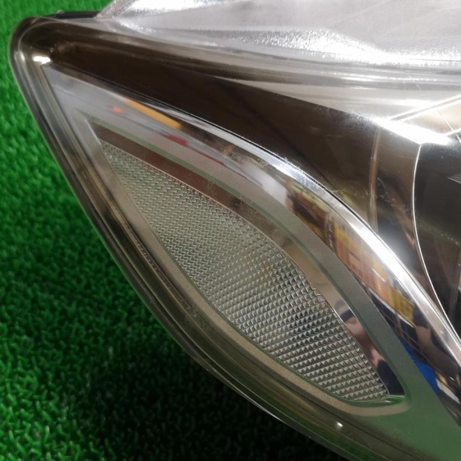 GP5【右 LED ヘッド ライト/ランプ】H29 ホンダ フィットハイブリッド