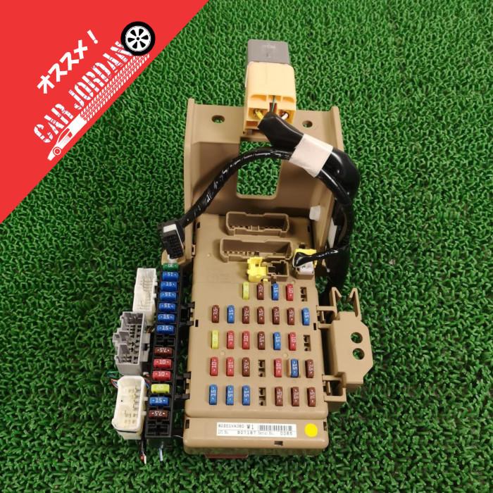 VAG【ヒューズボックス】R1 スバル WRX S4 2.0GT アイサイト 最終売り